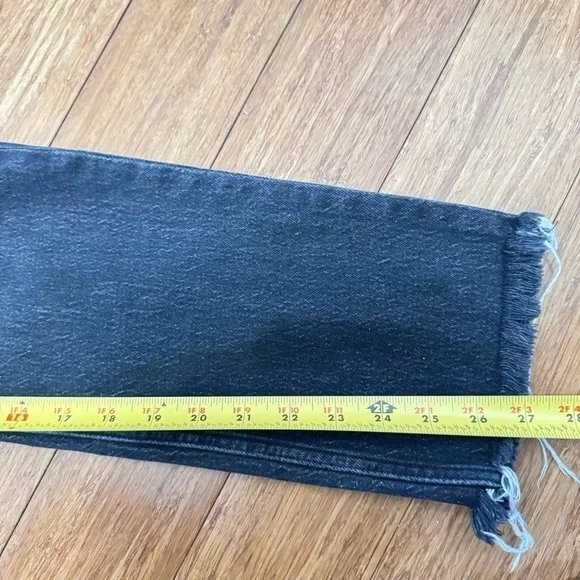 URBAN OUTFITTERS BDG Dillon High-Rise Slim Straight Black Jeans Sz 27 - Picture 9 of 9